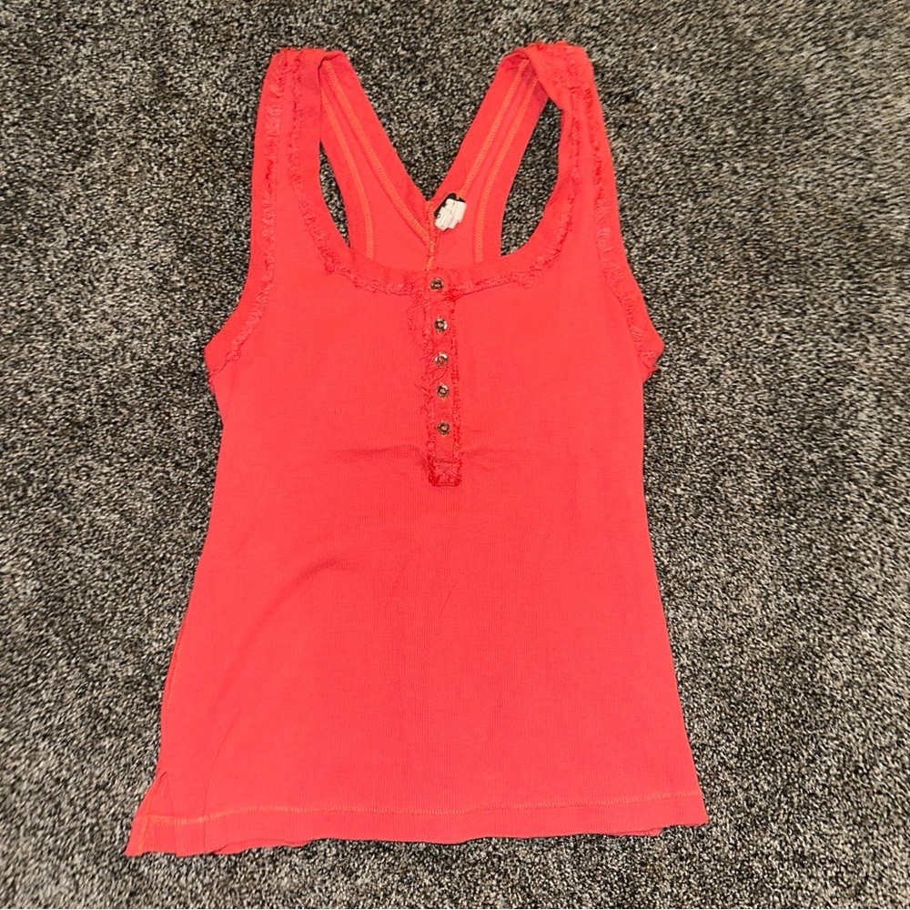 💕 Moving Sale! 💕 
Free people tank top